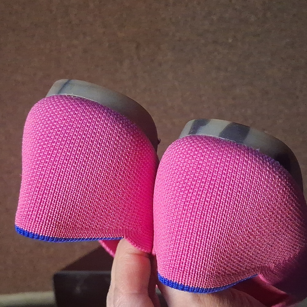 Rothys Hot Pink Points Ballet Flats Shoes 8 - Picture 3 of 4